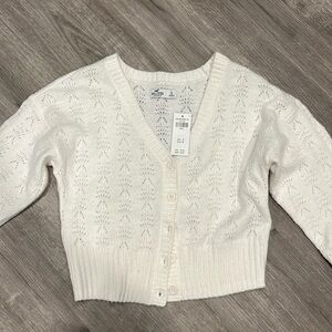 White Hollister sweater